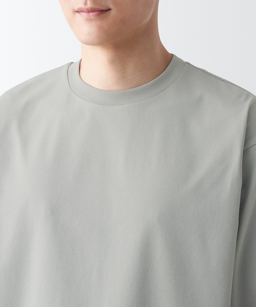 無印良品（ムジルシリョウヒン）の「〔MUJI WALKER〕ＵＶカット吸汗速乾長袖Ｔシャツ（Tシャツ/カットソー・レディース・オフホワイト/ネイビー系/グレー/ブラック・M/S/XL/L/XXL/XS）」の9枚目の写真