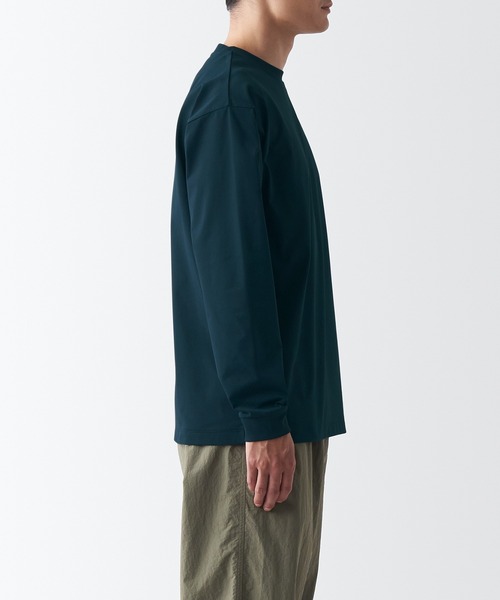 無印良品（ムジルシリョウヒン）の「〔MUJI WALKER〕ＵＶカット吸汗速乾長袖Ｔシャツ（Tシャツ/カットソー・レディース・オフホワイト/ネイビー系/グレー/ブラック・M/S/XL/L/XXL/XS）」の14枚目の写真