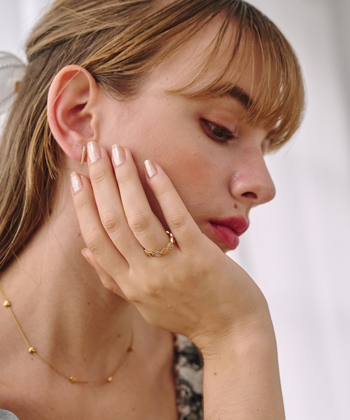 crafty(クラフティー)の「金属アレルギー/ハートジルコニアリング/サージカルステンレス(リング・レディース・ゴールド・FREE)」の6枚目の写真