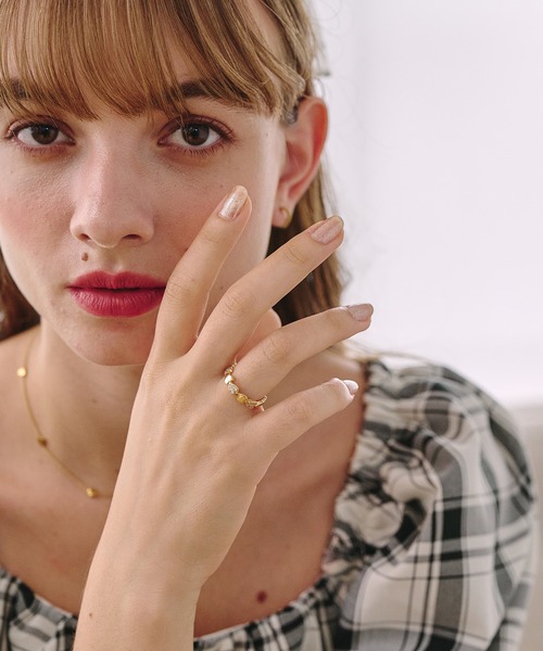 crafty(クラフティー)の「金属アレルギー/ハートジルコニアリング/サージカルステンレス(リング・レディース・ゴールド・FREE)」の8枚目の写真