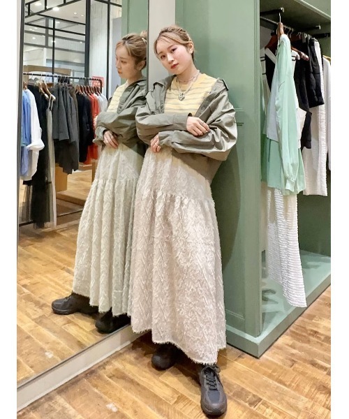 niko and（ニコアンド）の「2WAYモッサモサフレアスカート