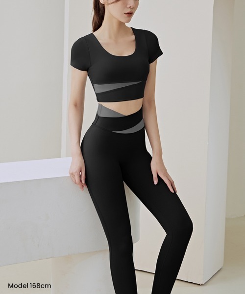 SAISON DE PAPILLON（セゾンドパピヨン）の「カップ付半袖トップ タンクトップ（スポーツブラ・レディース・ベージュ/パープル/ブルー/ブラック/グリーン・M/L）」の11枚目の写真