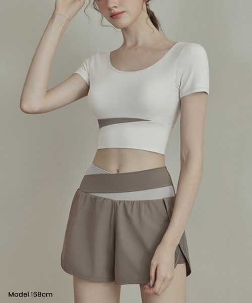 SAISON DE PAPILLON（セゾンドパピヨン）の「カップ付半袖トップ タンクトップ（スポーツブラ・レディース・ベージュ/パープル/ブルー/ブラック/グリーン・M/L）」の12枚目の写真