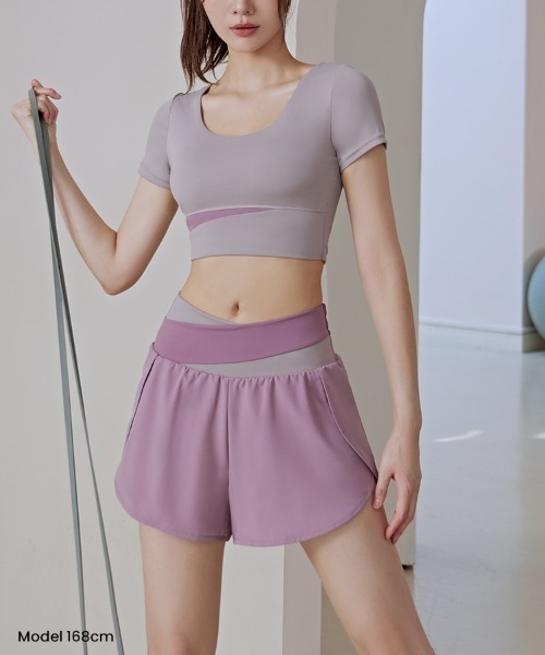 SAISON DE PAPILLON（セゾンドパピヨン）の「カップ付半袖トップ タンクトップ（スポーツブラ・レディース・ベージュ/パープル/ブルー/ブラック/グリーン・M/L）」の19枚目の写真