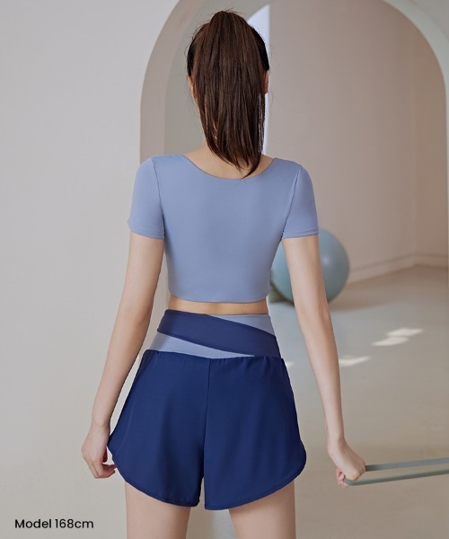 SAISON DE PAPILLON（セゾンドパピヨン）の「カップ付半袖トップ タンクトップ（スポーツブラ・レディース・ベージュ/パープル/ブルー/ブラック/グリーン・M/L）」の17枚目の写真