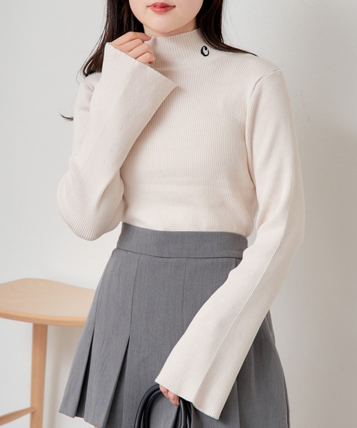 ちっぽ様 リブニット Chico（チコ）の「【WEB限定/REVIVAL】首刺繍ハイネック