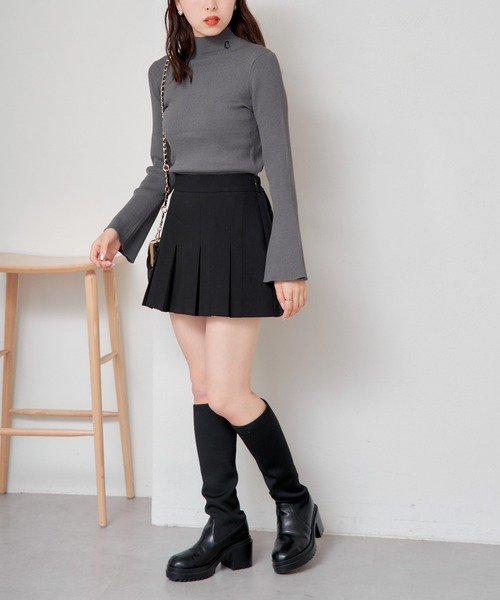 Chico（チコ）の「【WEB限定/REVIVAL】首刺繍ハイネックリブニット（ニット/セーター・レディース・ブラック/アイボリー/ブラック系その他2/グレー・FREE）」の20枚目の写真