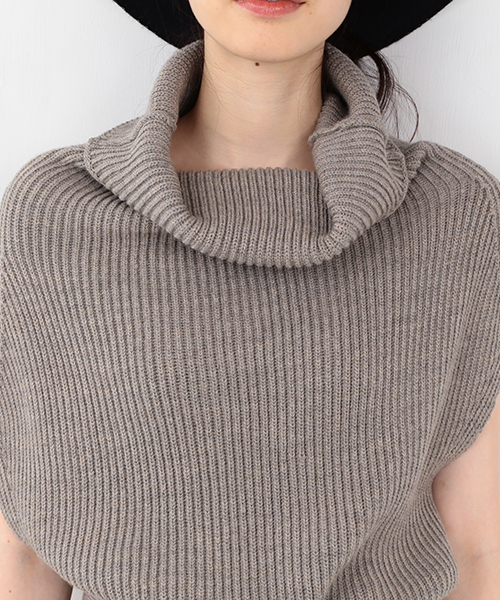 Ray BEAMS(レイビームス)の「■RBS / フリンジ タートル ニットベスト(ニット/セーター・レディース・グレー/ブラウン/ネイビー・ONE SIZE)」の7枚目の写真