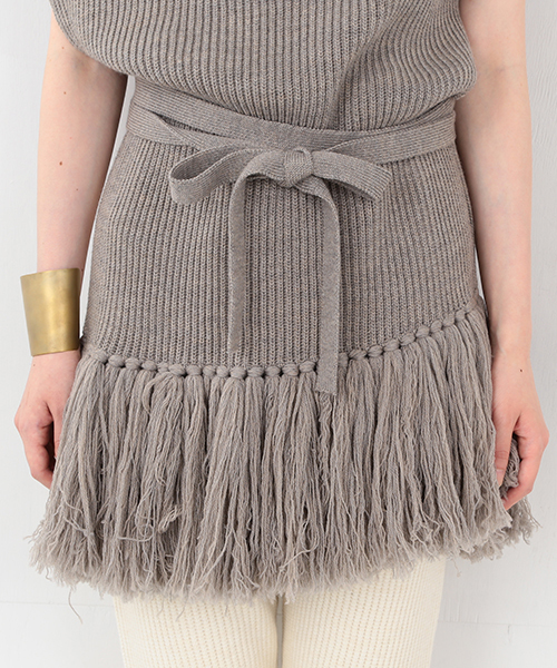 Ray BEAMS(レイビームス)の「■RBS / フリンジ タートル ニットベスト(ニット/セーター・レディース・グレー/ブラウン/ネイビー・ONE SIZE)」の16枚目の写真