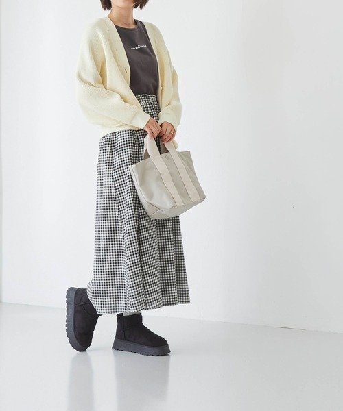 welleg（ウェレッグ）の「厚底ムートンブーツ（ブーツ・レディース・ダークブラウン/ベージュ系/ブラック・LL/L/M）」の7枚目の写真