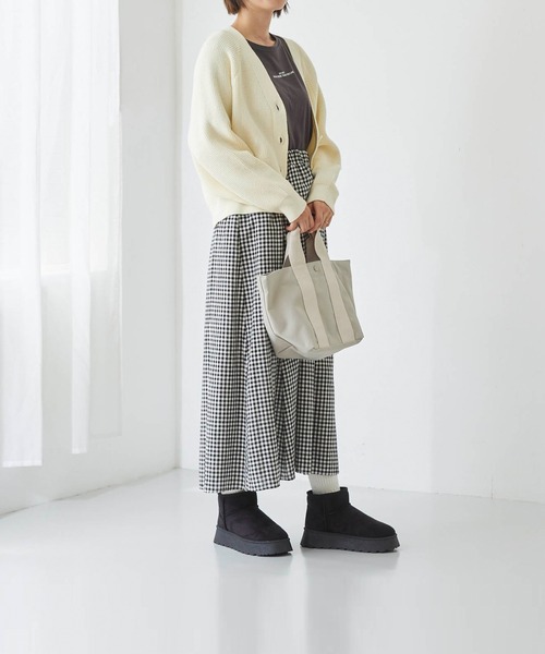 welleg（ウェレッグ）の「厚底ムートンブーツ（ブーツ・レディース・ダークブラウン/ベージュ系/ブラック・LL/L/M）」の9枚目の写真