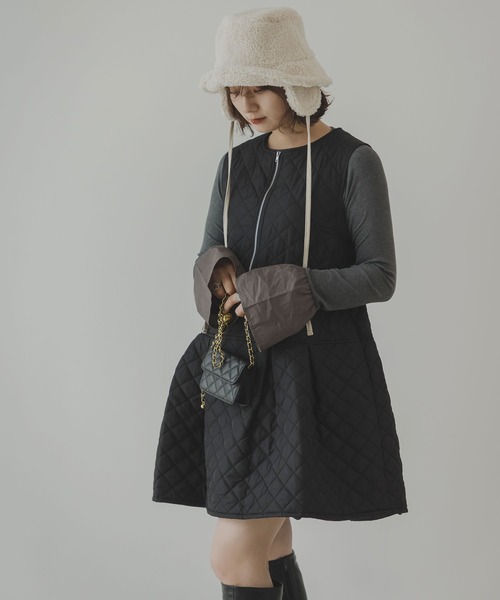 rectangle（レクタングル）の「キルティングペプラムワンピース（ジャンパースカート・レディース・ブラック/アイボリー・FREE）」の4枚目の写真