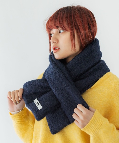 CONTROL FREAK / CTFK(コントロールフリーク)の「CONTROL FREAK(コントロールフリーク)ブークレーダウン風マフラー(マフラー・レディース・ネイビー/グリーン/アイボリー・FREE)」の4枚目の写真