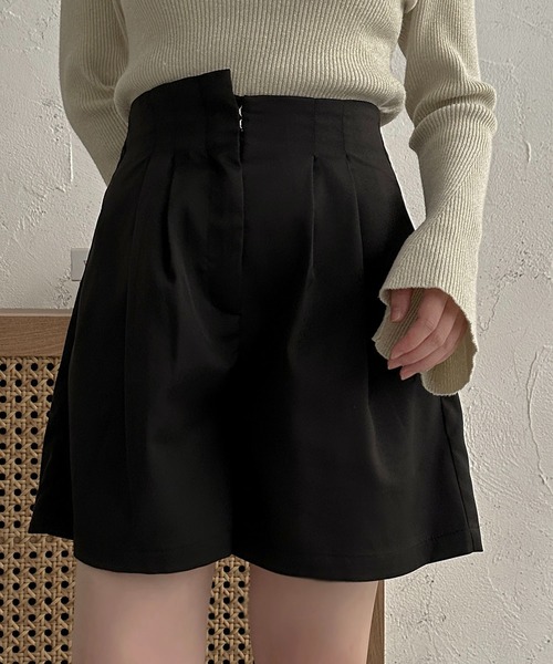 apres jour clair（アプレジュールクレア）の「【apres jour clair】アシメショートパンツ【ZOZOTOWN限定アイテム】（その他パンツ・レディース・ブラック/ブラウン系その他・フリー/X-LARGE）」の3枚目の写真