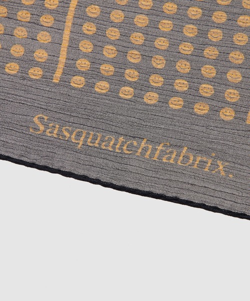 SASQUATCHfabrix.（サスクワァッチファブリックス）の「“PEACEFUL” SILK SCARF（バンダナ/スカーフ・メンズ・ネイビー/レッド・FREE）」の7枚目の写真