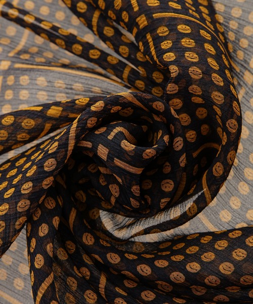 SASQUATCHfabrix.（サスクワァッチファブリックス）の「“PEACEFUL” SILK SCARF（バンダナ/スカーフ・メンズ・ネイビー/レッド・FREE）」の3枚目の写真