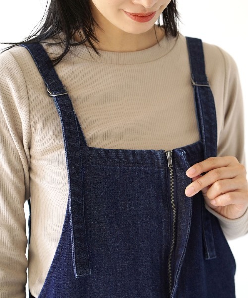 zootie(ズーティー)の「フロントジッパー 裏起毛 デニムサロペット(サロペット/オーバーオール・レディース・インディゴブルー/ブラック・フリー)」の20枚目の写真