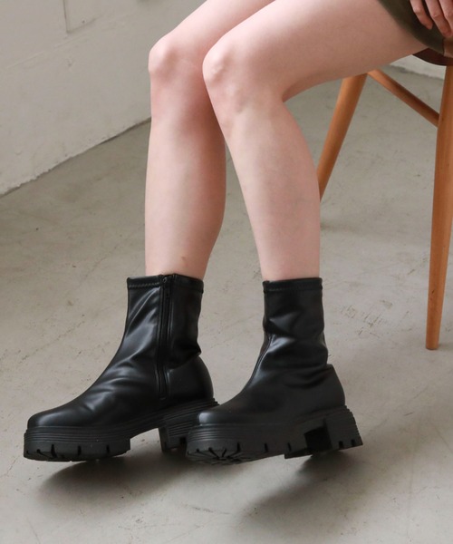 archives(アルシーヴ)の「厚底ストレッチブーツ(ブーツ・レディース・ブラック/アイボリー・MEDIUM/LARGE)」の12枚目の写真