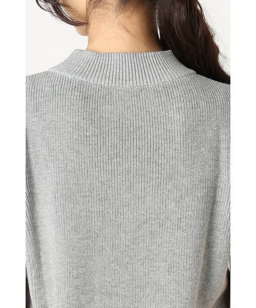 La TOTALITE（ラトータリテ）の「SUGAR ROSE アゼアミハイネックニットプルオーバー◆（ニット/セーター・レディース・グレー/ライトブラウン/ネイビー・FREE）」の11枚目の写真