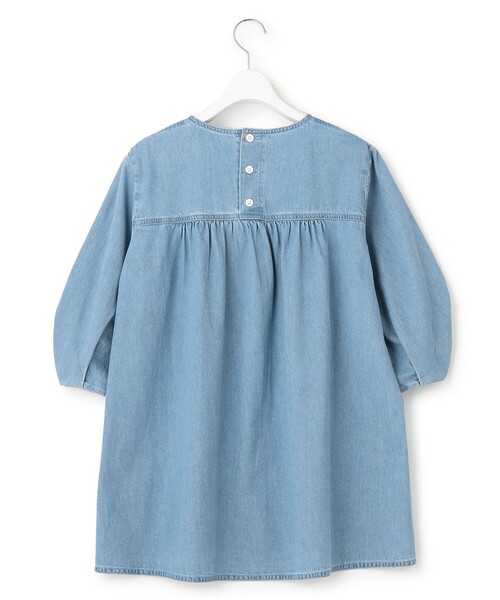 23区(ニジュウサンク)の「【Oggi4月号掲載/洗える】23区DENIM ライトダンガリー ブラウス(シャツ/ブラウス・レディース・スカイブルー系/ターコイズブルー系・48/46/44)」の14枚目の写真