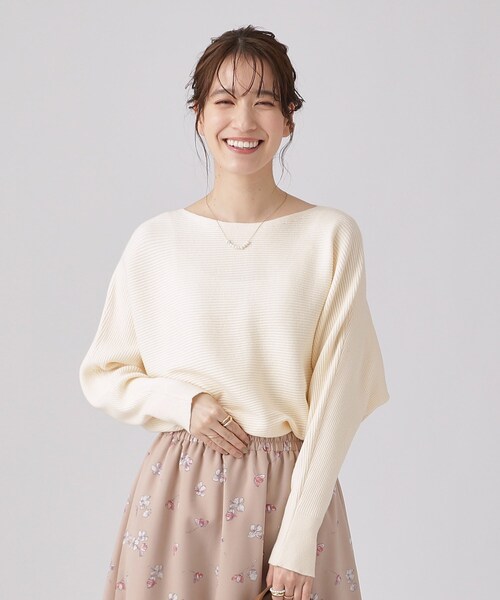 DRESKIP（ドレスキップ）の「◆【洗える】上品で華やかに アンジェリーナドルマンニット（ニット/セーター・レディース・ブラック/ベビーピンク/グレー/オフホワイト/ブルー・00）」の2枚目の写真