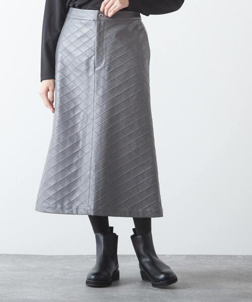 セール】品のある微光沢フェイクレザーキルティングスカート（スカート