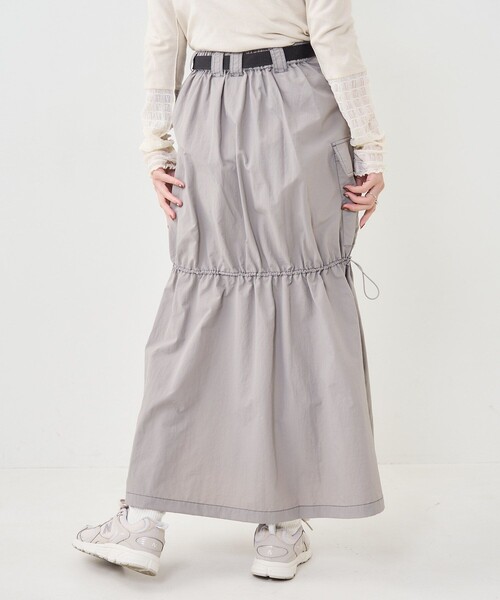 FREAK'S STORE（フリークスストア）の「ベルト付 ナイロンギャザースカート（スカート・レディース・オフホワイト/オリーブ/ブラック/ライトグレー・ﾌﾘ-）」の17枚目の写真