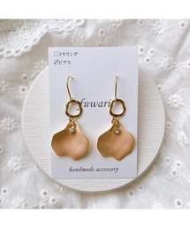 【fuwari】花びらピアス　サージカルステンレス(MA)