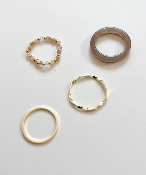 yu-ka（ユーカ）の「YU-KA:アンティーク風リング ４点セット（リング・レディース・ゴールド系その他2/ゴールド系その他/ゴールド・FREE）」の5枚目の写真