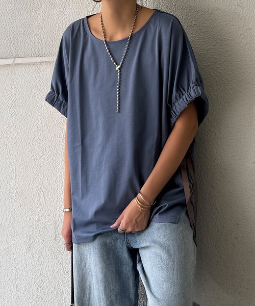 LBC(エルビーシー)の「袖ギャザーリボンチュニック(Tシャツ/カットソー・レディース・ホワイト/ブラック/ブルー/ベージュ・M)」の4枚目の写真