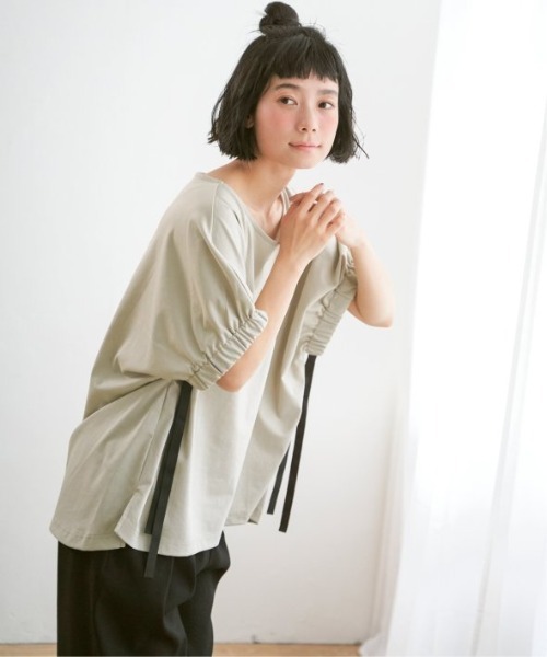 LBC（エルビーシー）の「袖ギャザーリボンチュニック（Tシャツ