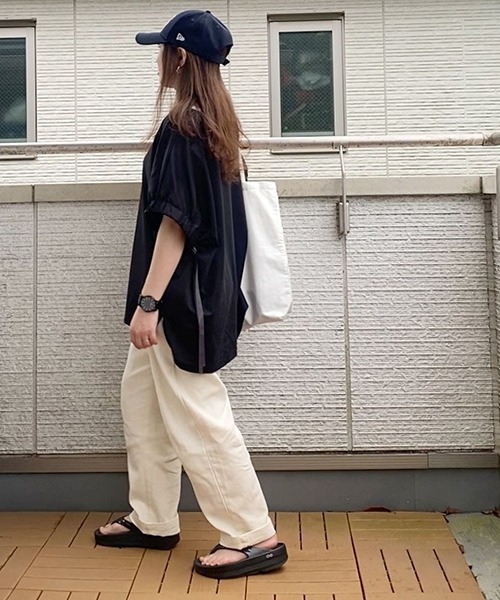 LBC(エルビーシー)の「袖ギャザーリボンチュニック(Tシャツ/カットソー・レディース・ホワイト/ブラック/ブルー/ベージュ・M)」の14枚目の写真