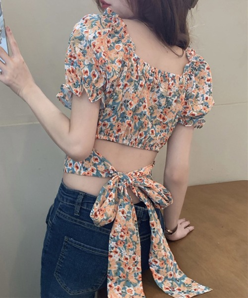 GLAMOROUS JANE(グラマラスジェーン)の「パフスリーブバックリボンクロップド丈トップス(Tシャツ/カットソー・レディース・ブラック/ブルー・FREE)」の14枚目の写真