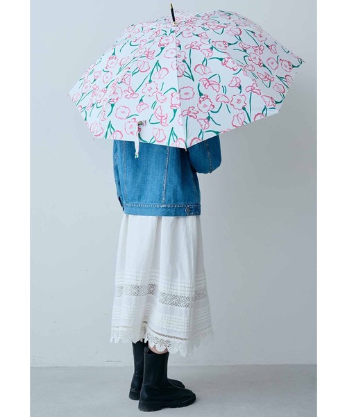 MEDE19F(メデジュウキュウ)の「MEDE19F ボタニカル柄の晴雨兼用アンブレラ(長傘・レディース・ホワイト系その他・ONE SIZE)」の10枚目の写真