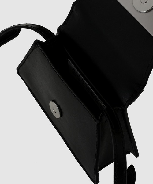 MM6 Maison Margiela（ｴﾑｴﾑｼｯｸｽ ﾒｿﾞﾝ ﾏﾙｼﾞｪﾗ）の「MINI BAG（ショルダーバッグ・レディース・ブラック・UNI）」の6枚目の写真