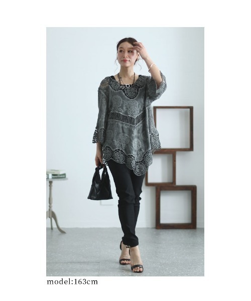 Sawa a la mode（サワアラモード）の「カッティングレーストップス（Tシャツ/カットソー・レディース・ホワイト/グレー・FREE）」の12枚目の写真