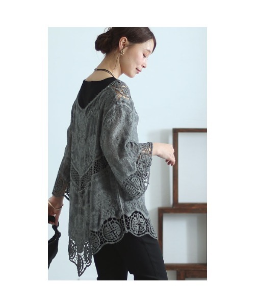 Sawa a la mode（サワアラモード）の「カッティングレーストップス（Tシャツ/カットソー・レディース・ホワイト/グレー・FREE）」の14枚目の写真