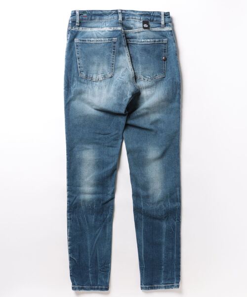 Import & Select(インポートアンドセレクト)の「【ADAMUS】スタッズ&パッチ加工ストレッチデニム(デニムパンツ・メンズ・インディゴブルー・34/32/30)」の2枚目の写真