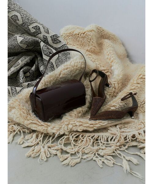 LAGUNAMOON（ラグナムーン）の「エナメルスクエアミニバッグ（ショルダーバッグ・レディース・ボルドー/アイボリー/ブラック・FREE）」の5枚目の写真