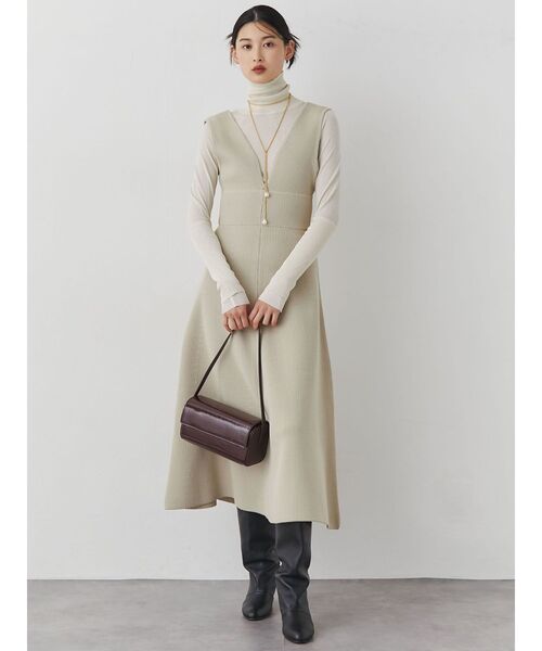 LAGUNAMOON（ラグナムーン）の「エナメルスクエアミニバッグ（ショルダーバッグ・レディース・ボルドー/アイボリー/ブラック・FREE）」の8枚目の写真