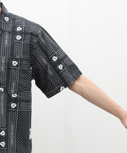 Carhartt WIP(カーハートダブリューアイピー)の「【CARHARTT WIP / カーハート ダブリューアイピー】S/S HEART BANDANA SHIRT(シャツ/ブラウス・メンズ・ブラック・LARGE/MEDIUM)」の19枚目の写真
