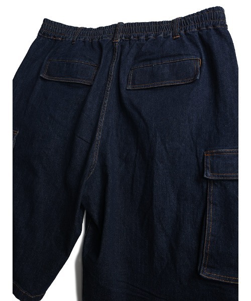 B&T CLUB(ビーティークラブ)の「カーゴショートパンツ デニム 大きいサイズ メンズ(デニムパンツ・メンズ・ブルー/ネイビー/ブラック・X1(3L~4L)/X2(4L~5L)/X4(8L~9L)/X3(6L~7L))」の13枚目の写真