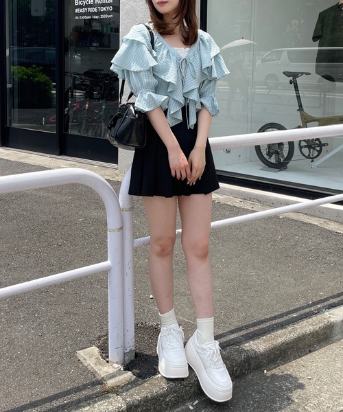 one way（ワンウェイ）の「ラッフルフリルリボンブラウスカーディガン（カーディガン/ボレロ・レディース・ホワイト/ブルー/ブラック・FREE）」の6枚目の写真