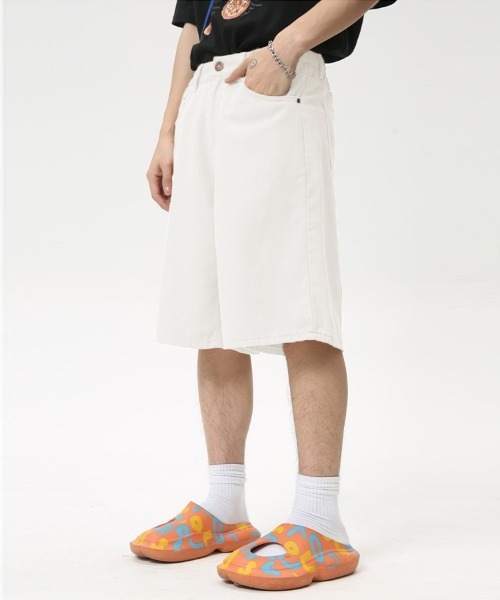 Ressaca(レサーカ)の「ワイドカラーデニムショートパンツ(デニムパンツ・メンズ・カーキ/ホワイト/ベージュ・M/L/XL)」の1枚目の写真