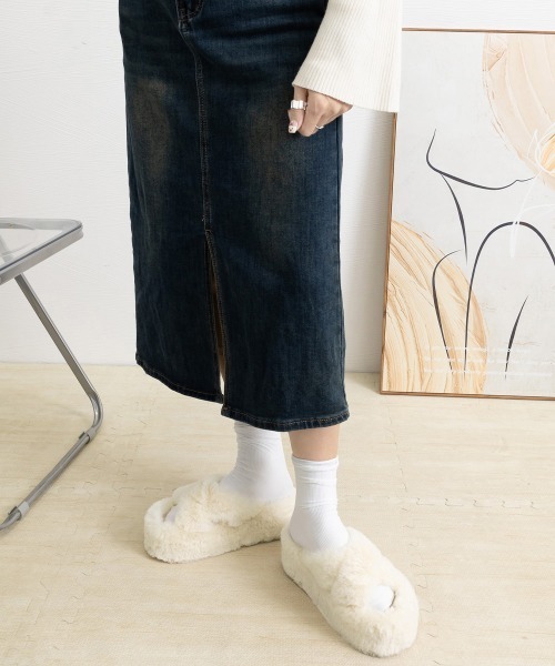 Miniministore(ミニミニストア)の「ファーサンダル 厚底 韓国ファースリッパ(サンダル・レディース・ブラック/アイボリー/ライトピンク/モカ/ライトブラウン/ライトブルー・23.0cm/22.5cm/24.0cm/24.5cm/23.5cm)」の19枚目の写真