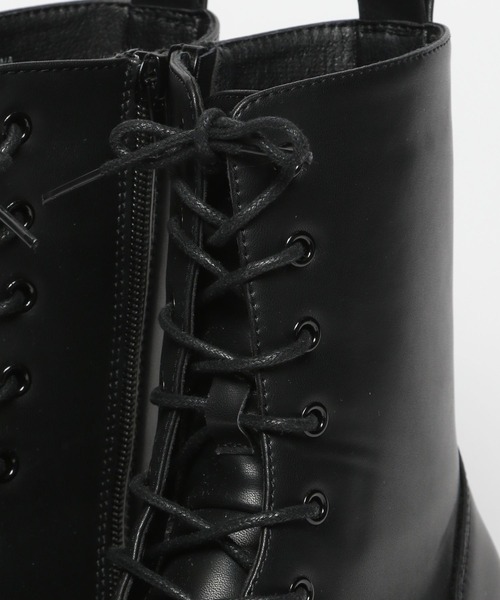 repipi armario(レピピ アルマリオ)の「アツゾコレースUPブーツ(ブーツ・キッズ・シルバー/ブラック/アイボリー・LARGE/MEDIUM/SMALL)」の12枚目の写真