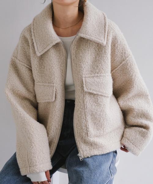 andme(アンドミー)の「ダブルポケットシープ調ボアジャケットブルゾン(ブルゾン・レディース・ブラック/ライトベージュ/ブラウン・M)」の1枚目の写真