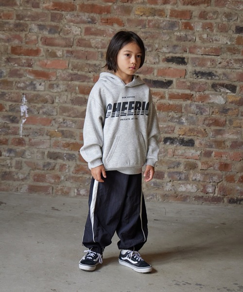 PAIRMANON STREET（ペアマノンストリート）の「【PAIRMANON STREET】裏起毛 プリント フーディー 長袖 スウェット パーカー（パーカー・キッズ・ネイビー/ベージュ/ブラック系その他/ブラック系その他2/グレー系その他/グレー系その他2/オレンジ/グリーン・100/140/120/90/150/160/130/110）」の18枚目の写真