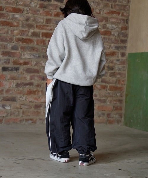 PAIRMANON STREET（ペアマノンストリート）の「【PAIRMANON STREET】裏起毛 プリント フーディー 長袖 スウェット パーカー（パーカー・キッズ・ネイビー/ベージュ/ブラック系その他/ブラック系その他2/グレー系その他/グレー系その他2/オレンジ/グリーン・100/140/120/90/150/160/130/110）」の9枚目の写真