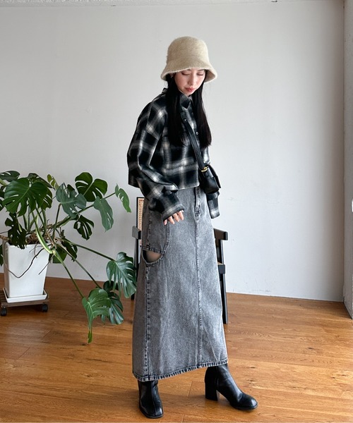 EPIMI E'PIMMY（エピミエピミー）の「サイドオープンデニムスカート（デニムスカート・レディース・ブラック/ブルー・MEDIUM）」の14枚目の写真